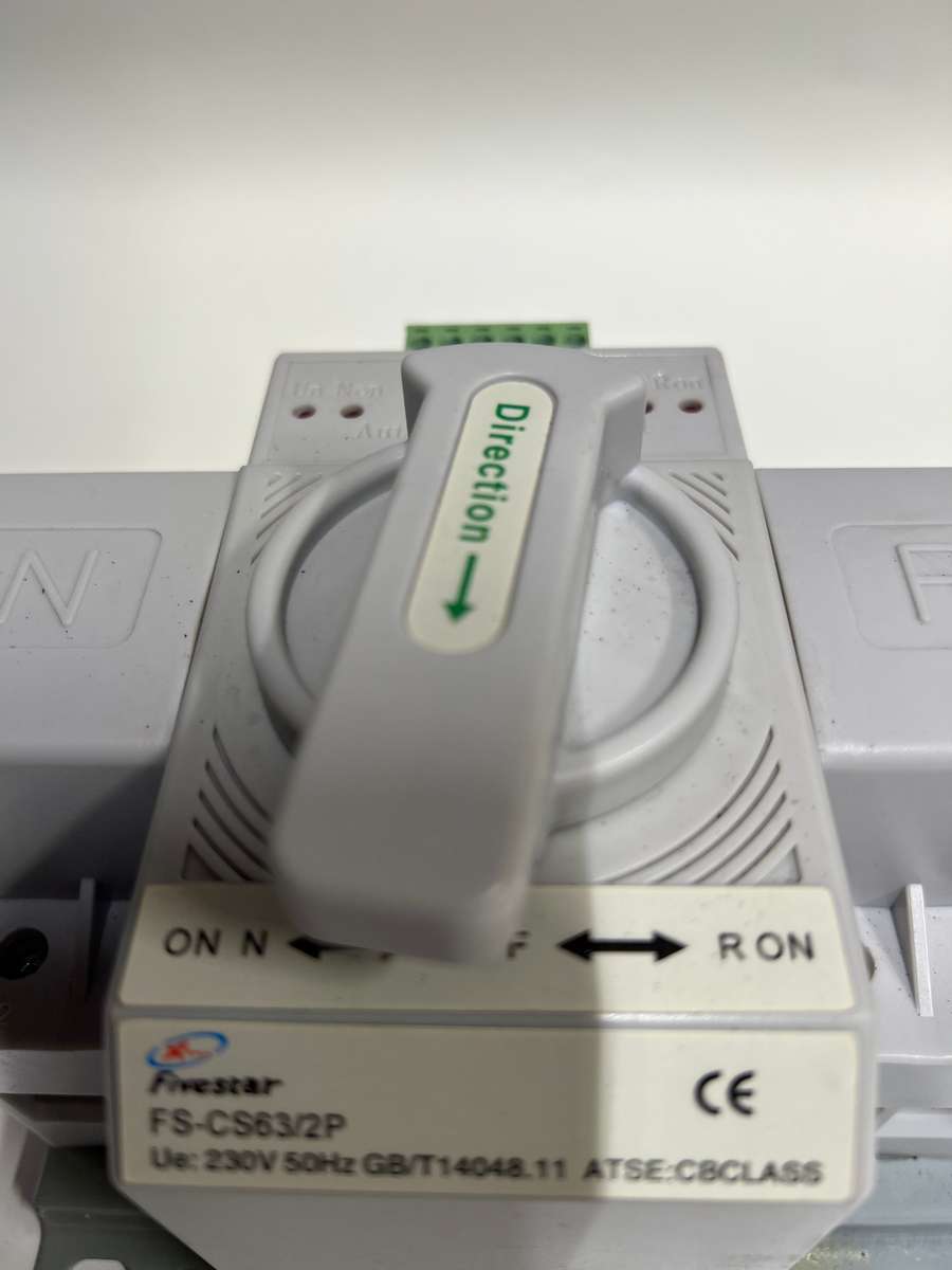 Fivesstar FS-CS63/2P, a 2-pole 63A dual-power automatic transfer switch (ATS) operating at 230V