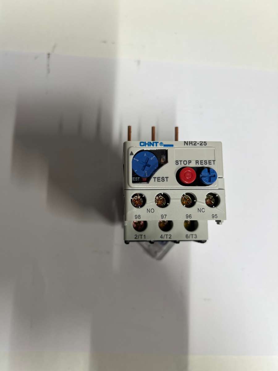 CHINT NR2-25 is an adjustable bimetallic thermal overload relay
