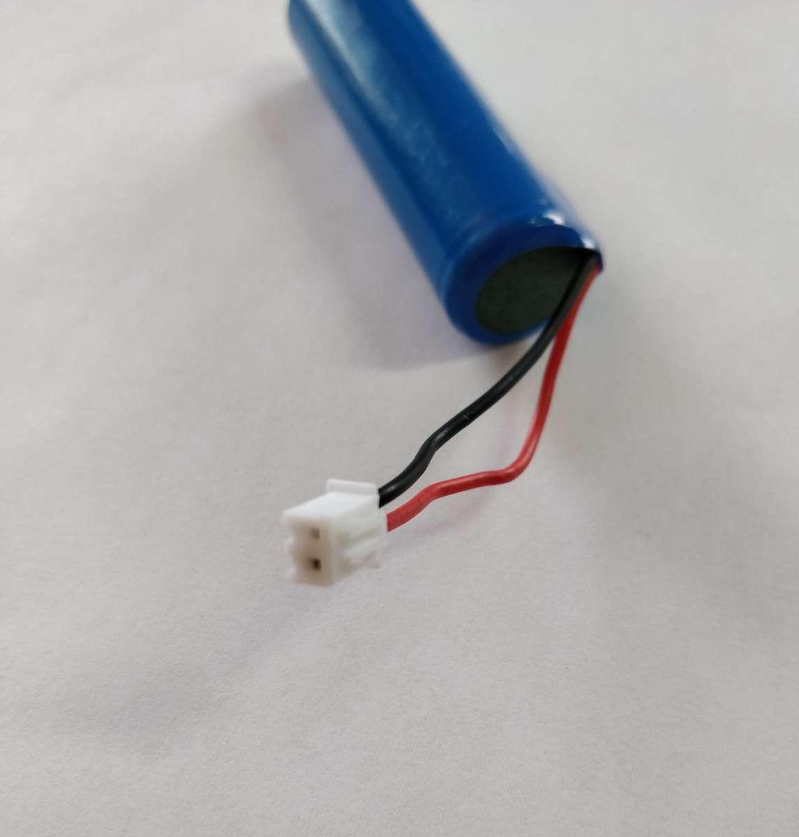 1700mah 3.7v Lithium 18650 Battery with built-in BMS Board (10003266)