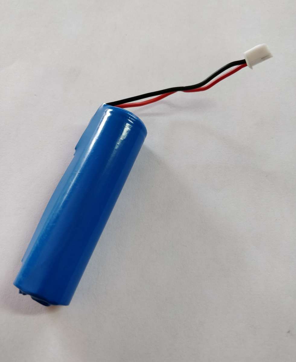 1700mah 3.7v Lithium 18650 Battery with built-in BMS Board (10003266)