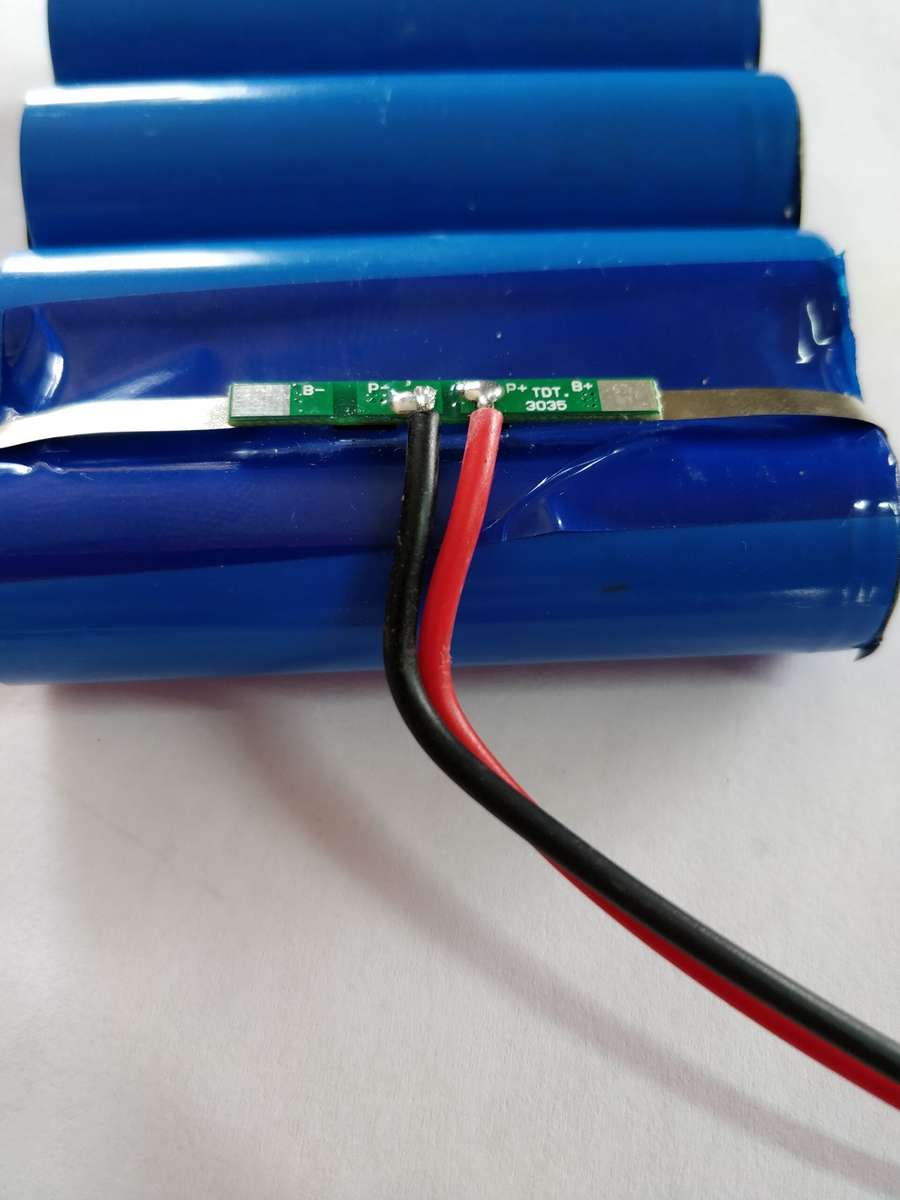 11000mah 3.7v 5 Cell Lithium (1S5P) 18650 Cell Battery Pack with 5Amp BMS (10003268)
