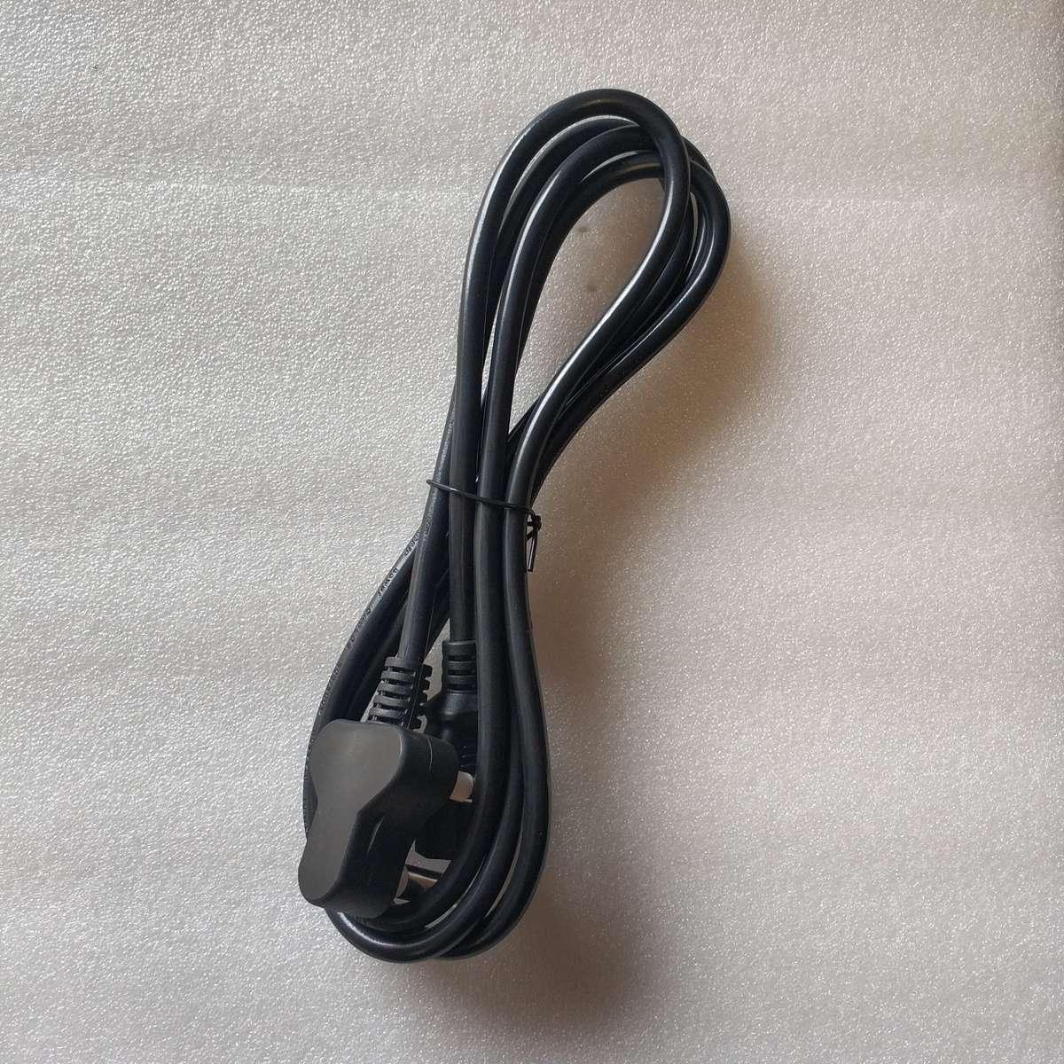 1m Kettle Cord - Versatile and Durable Power Cord for Kettle-Style Appliances - Black (10002526)
