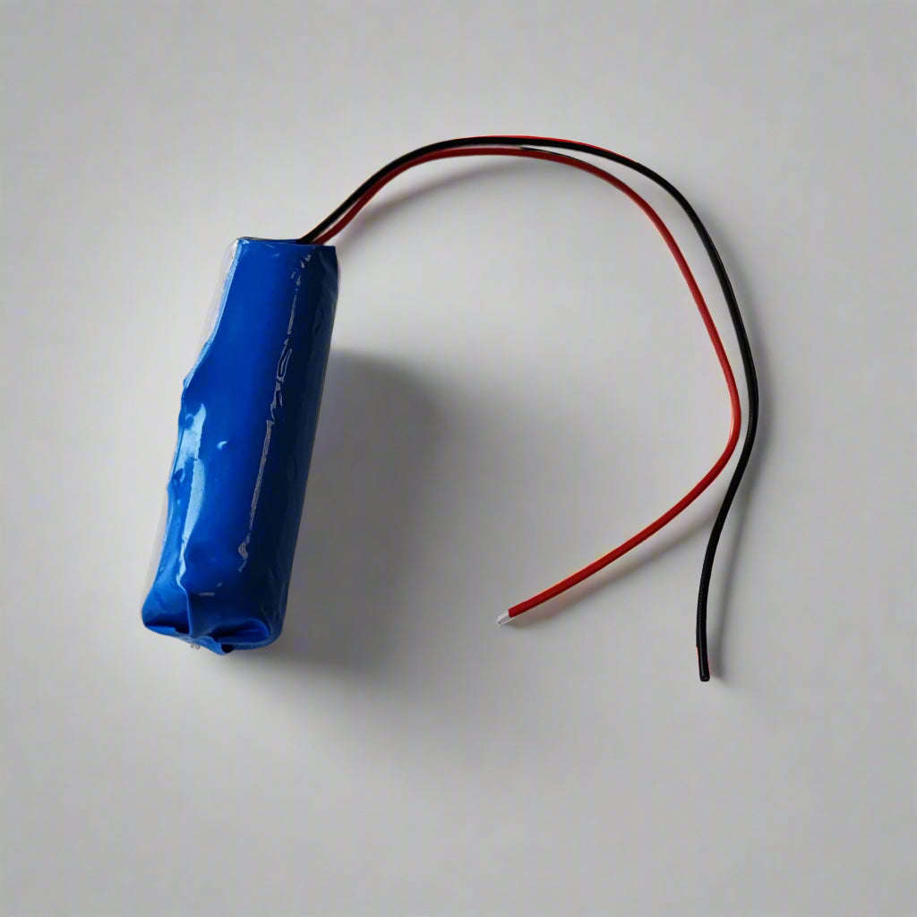 5000mah 3.7v 21700 5amp Lithium Ion Battery with Built-In BMS (10007562)