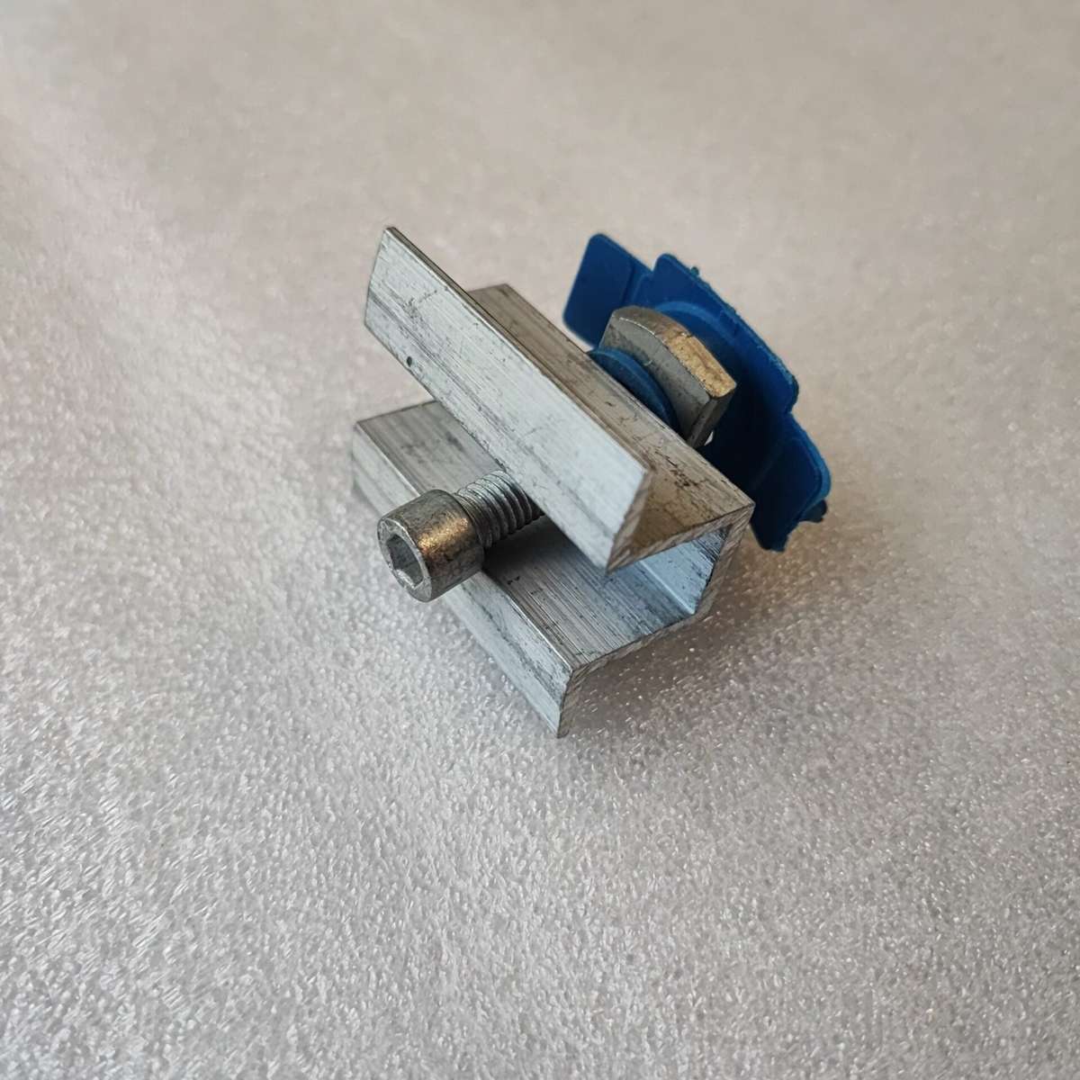 50mm Solar Panel Mid Clamp Mount (10005432)