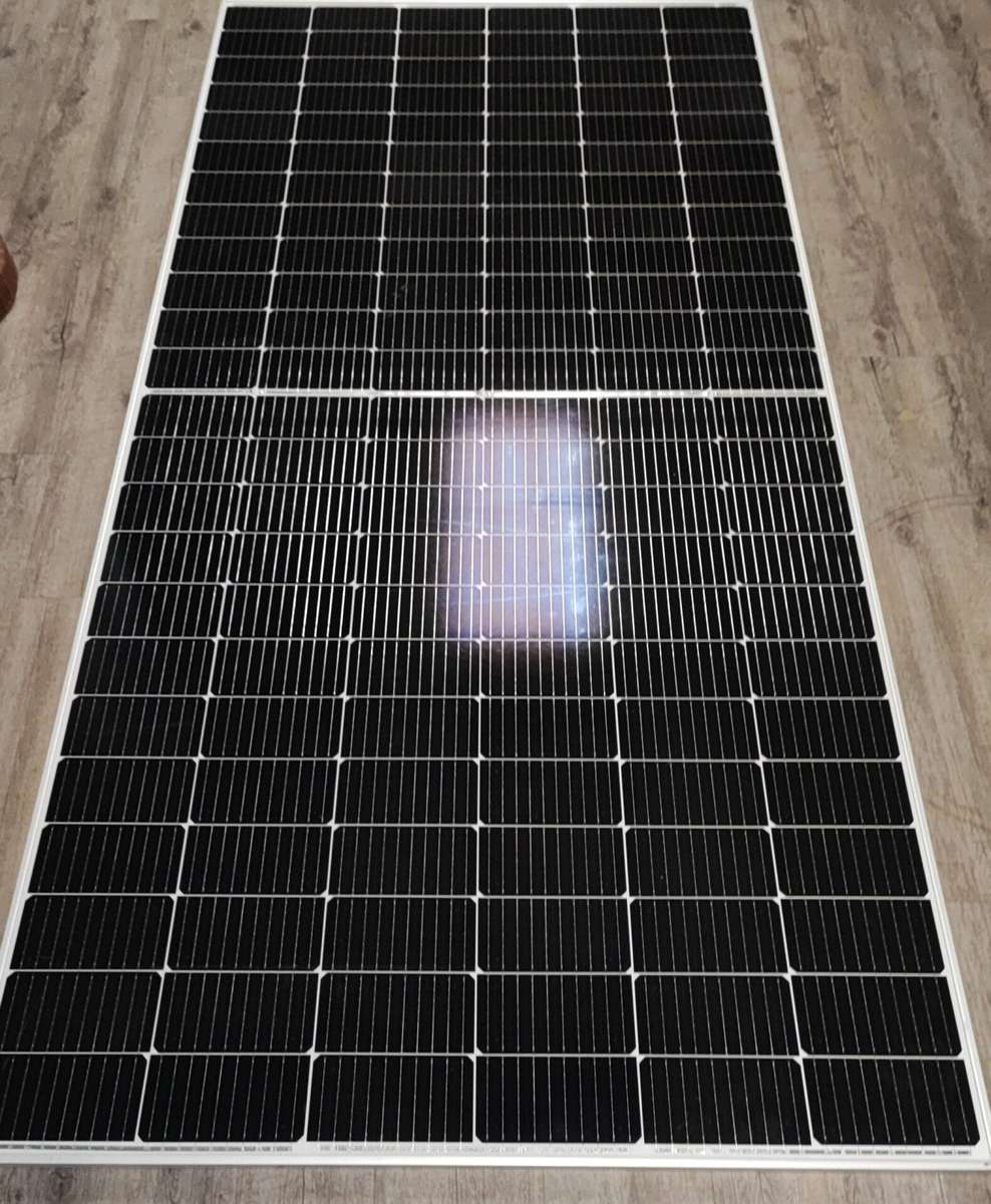 Longi Solar 615w Bi-Facial Solar Panel - High-Efficiency and Durable (10005819)