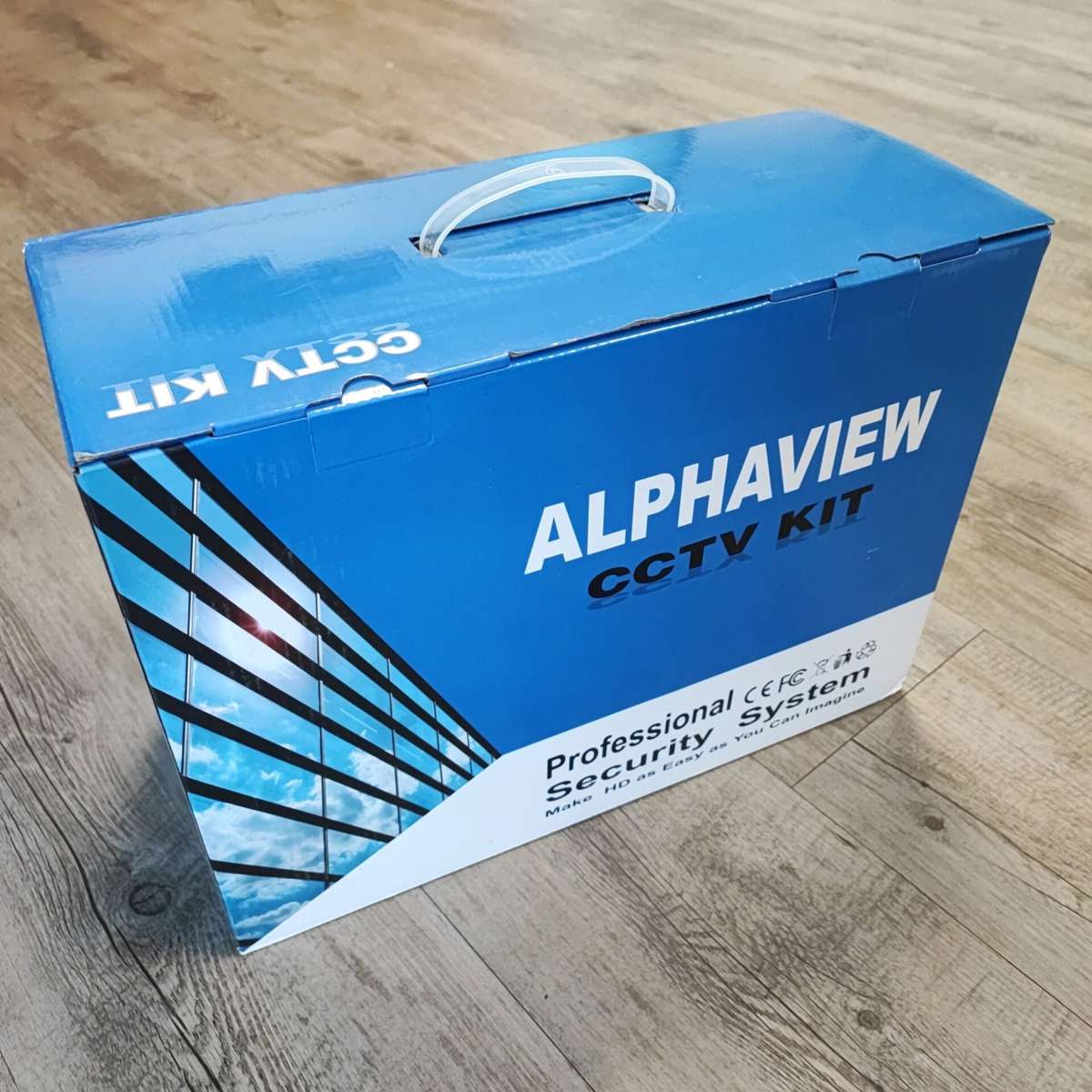 Alphaview 8 Channel Full HD AHD Remote View by Mobile Phone/Tablet CCTV Kit - 2MP Cameras (10002009)