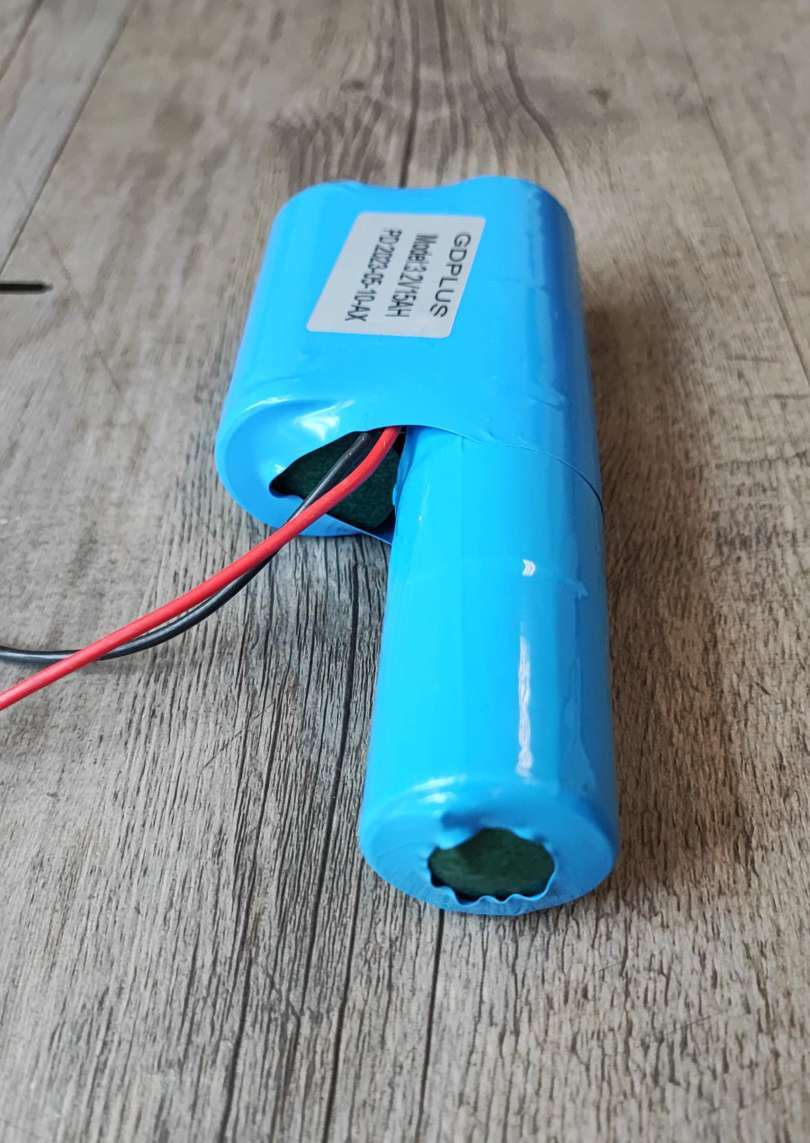15ah 3.2v LiFePo4 32700 Battery with built-in BMS Board - High-Performance Lithium Iron Phosphate...