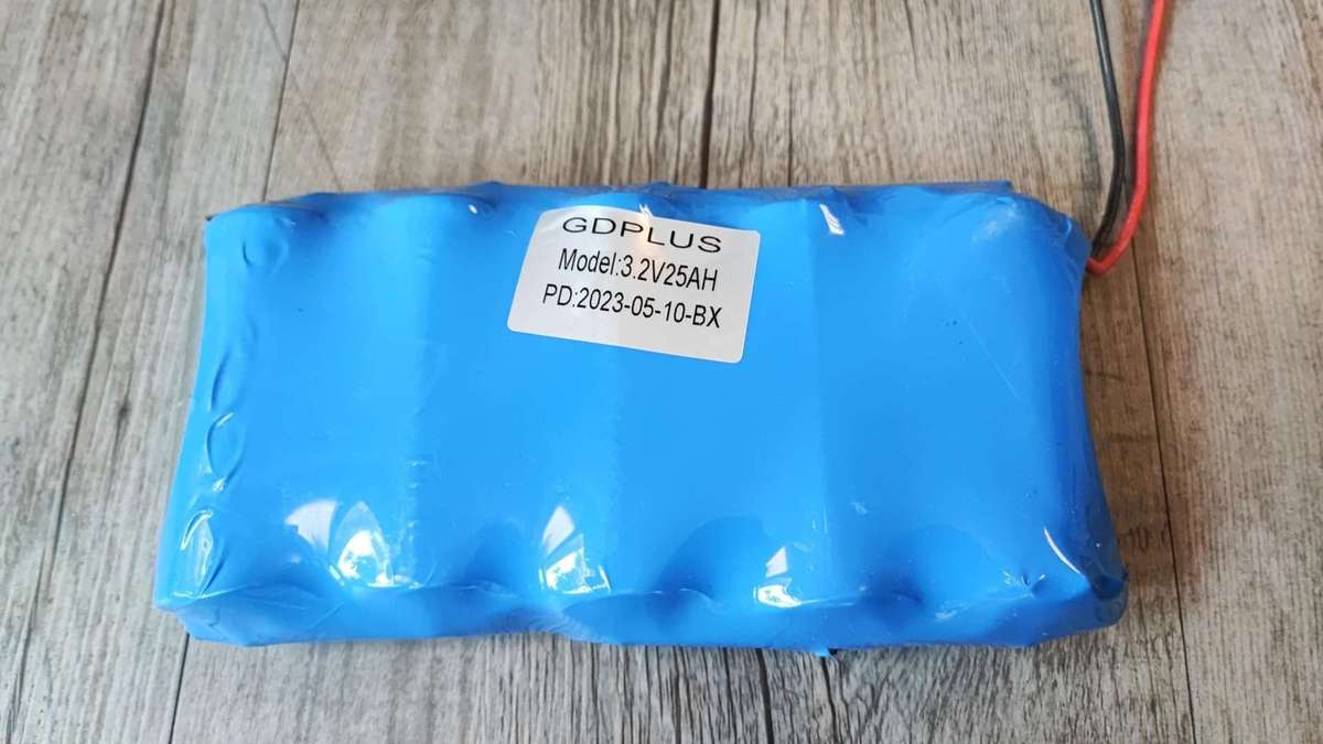 25ah 3.2v LiFePo4 32700 Battery with built-in BMS Board (10006241)