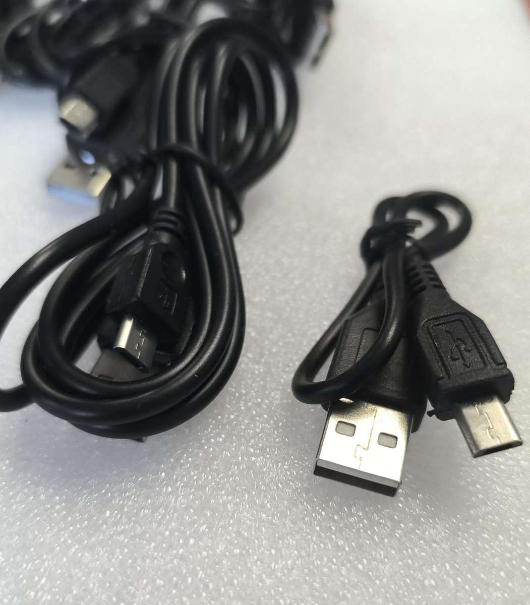 Reduced to Clear 10piece Random Bunch of USB Charge Cables (10007678)