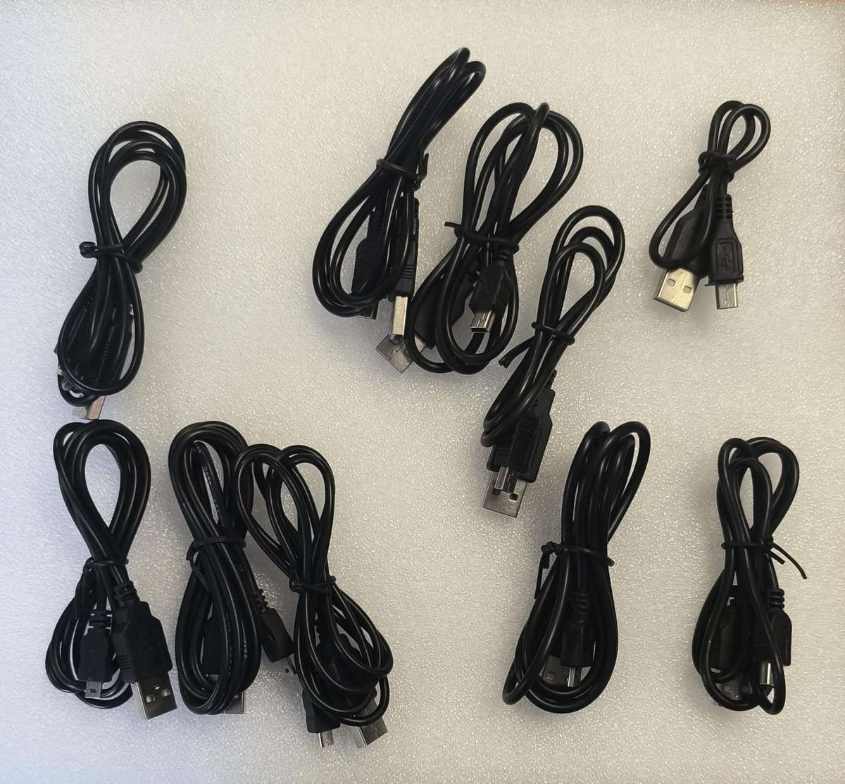 Reduced to Clear 10piece Random Bunch of USB Charge Cables (10007678)