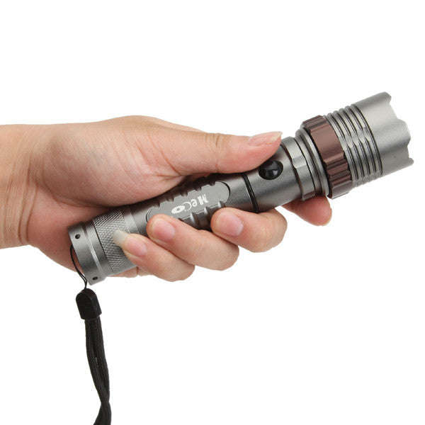 *LOCAL STOCK* 2000lm LED Flashlight Torch