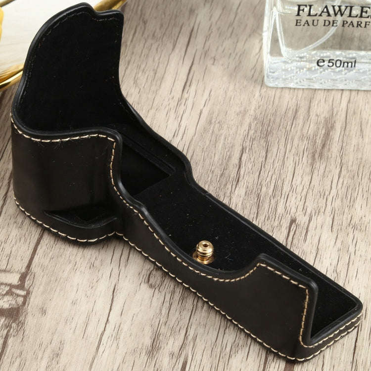 1/4 inch Thread PU Leather Camera Half Case Base for Sony ILCE-7C/A7C (Black)