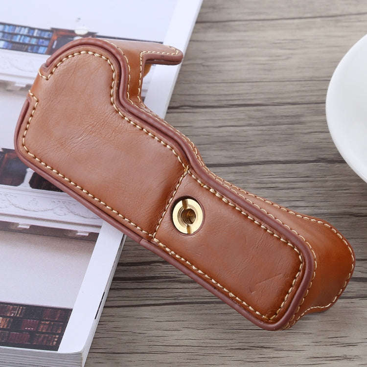 1/4 inch Thread PU Leather Camera Half Case Base for Canon EOS M5(Brown)