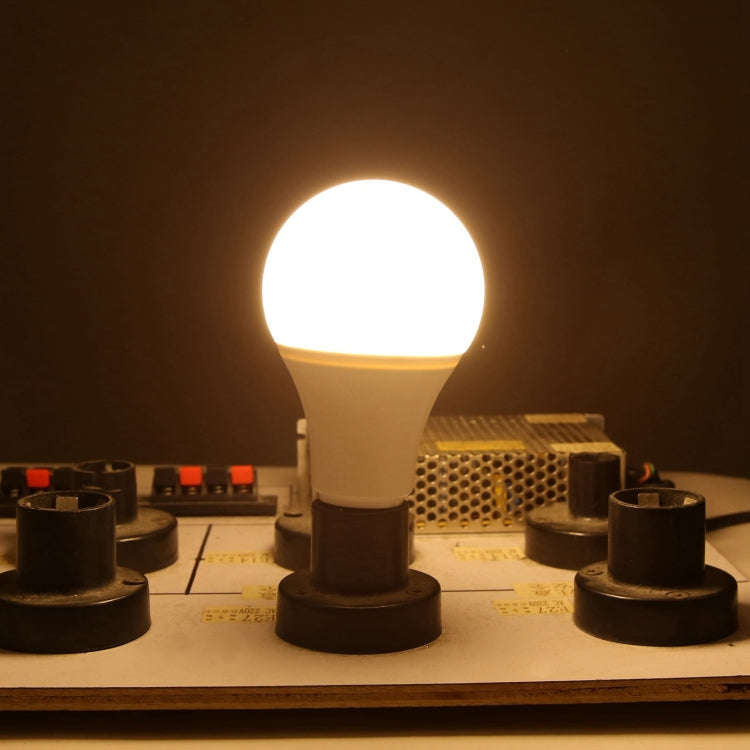 E27 18W 1300LM LED Energy-Saving Bulb AC85-265V(Warm White Light)