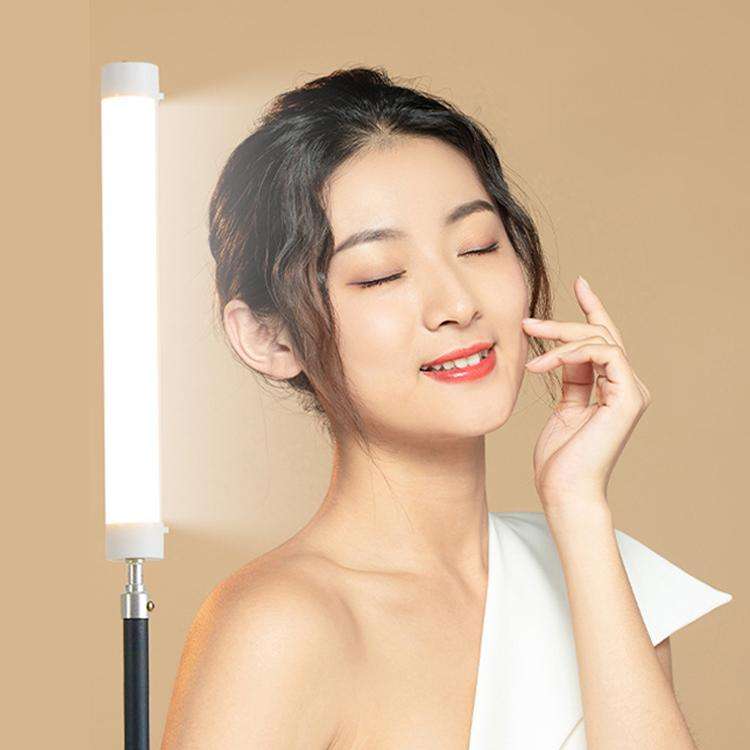 G10 Handheld RGB Chin and Neck Wrinkle Light Fill Light LED Video Light, Standard Version(Black)