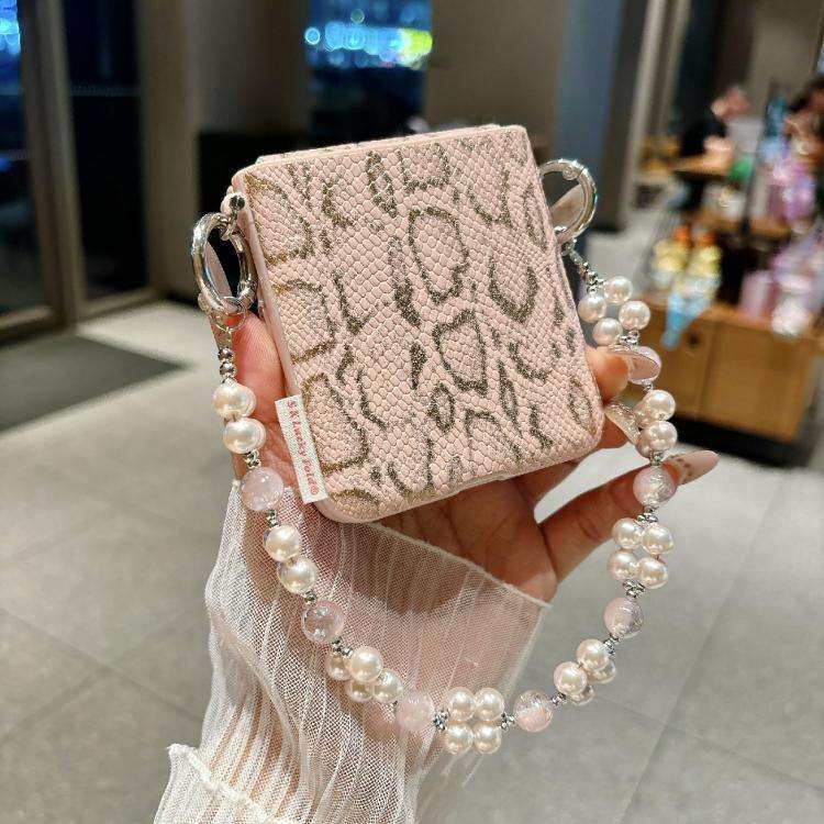 For Huawei nova Flip S Scale Texture Side Buckle Shockproof Phone Case with Bracelet(Pink)