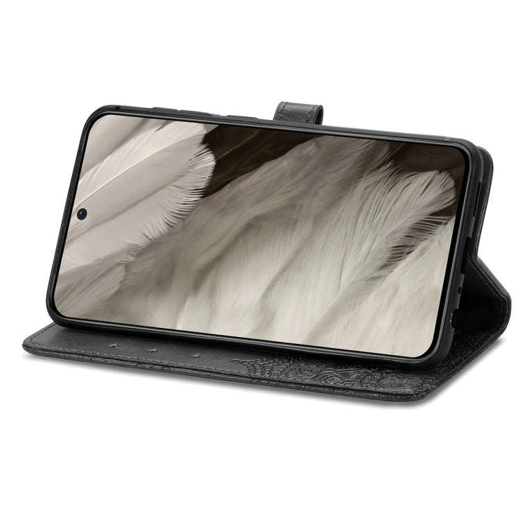 For Google Pixel 8 Mandala Flower Embossed Leather Phone Case(Black)