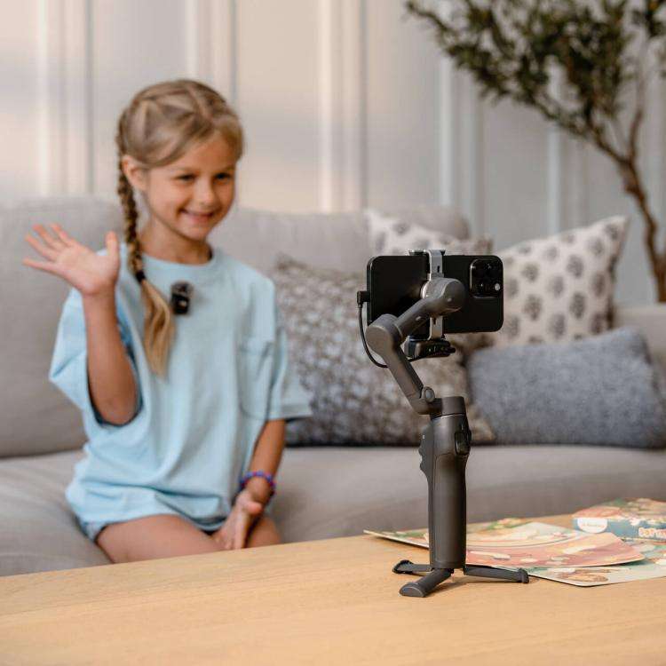 Original Osmo Mobile 8 Vlog Combo With Mic Mini Transmitter(Black)