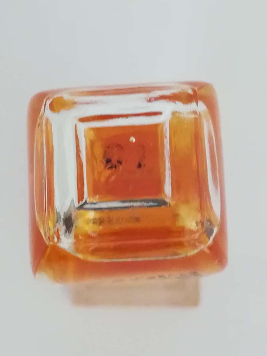 Miniature Perfume Bottle: Giorgio - Beverly Hills (5ml)