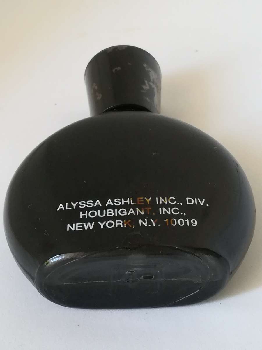 Miniature Perfume Bottle: Musk Oil - Alyssa Ashley (10ml)