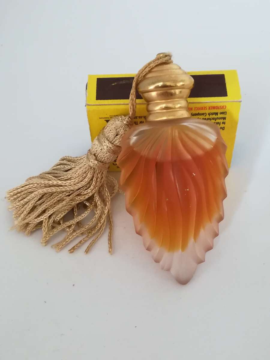 Miniature Perfume Bottle: Name Unknown (5ml)