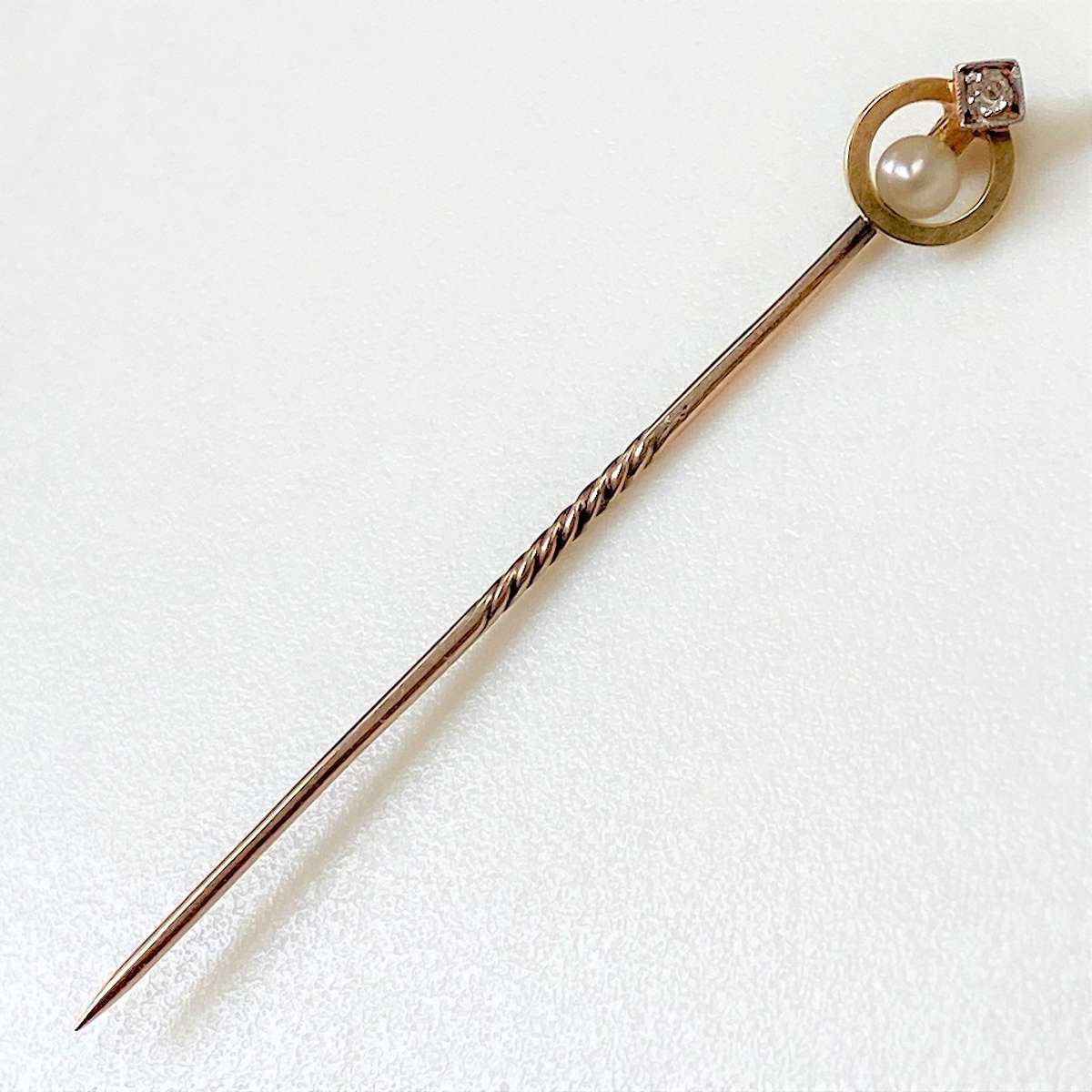 Art Deco 15ct Gold, Diamond and Pearl Stick Pin