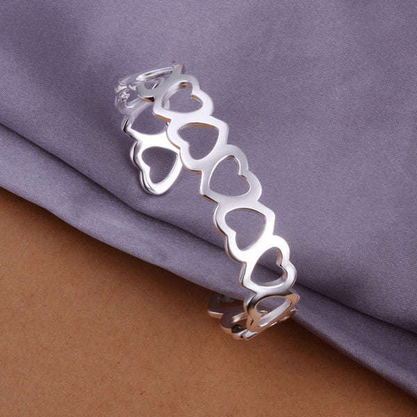 Hollow Heart Bracelet
