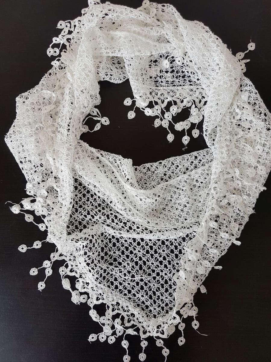 Triangle Netted Scarfs - Navy Blue