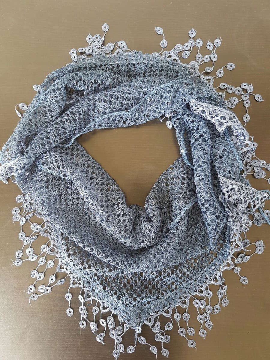 Triangle Netted Scarfs - Navy Blue