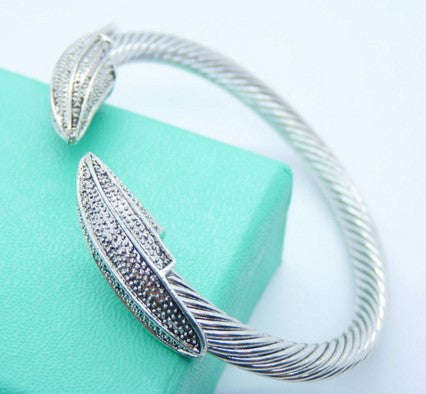 Double Leaf Bangle