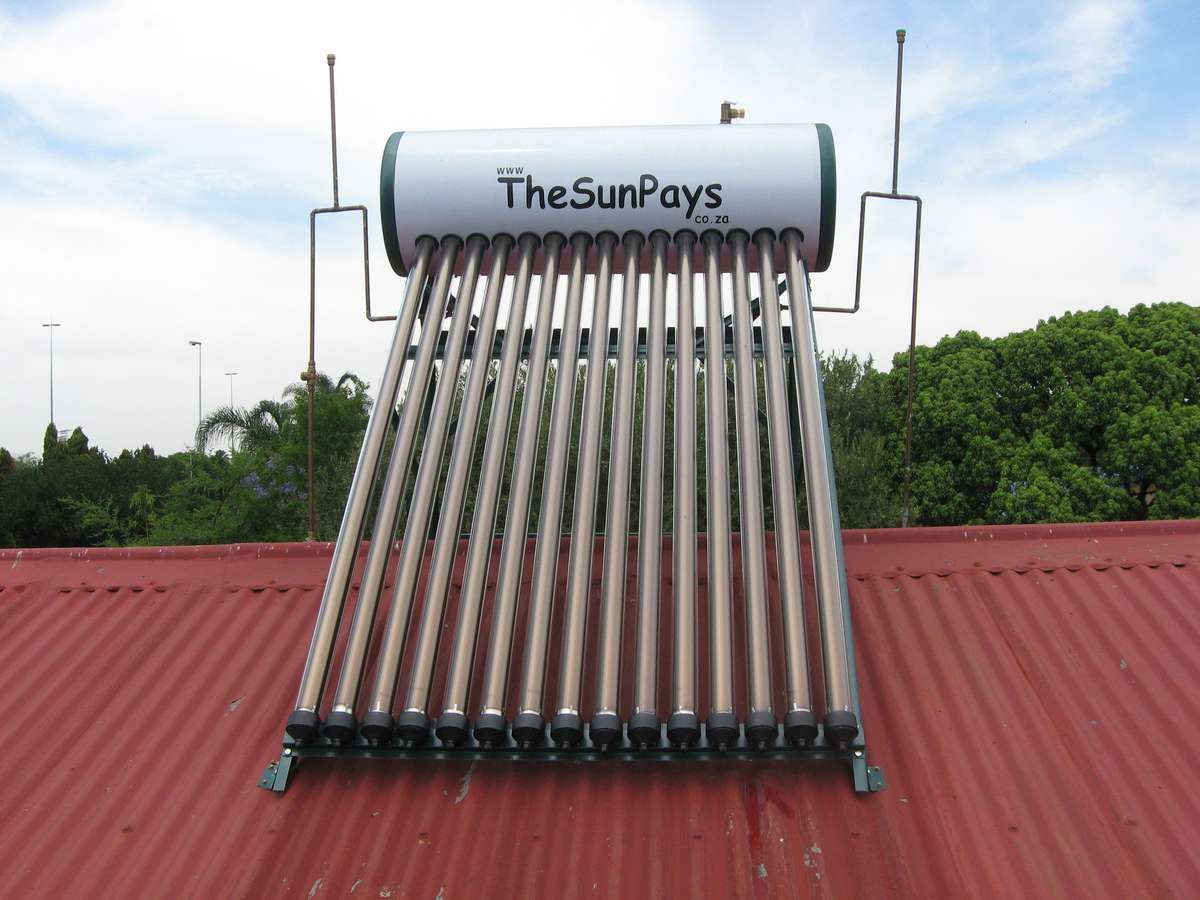 High Pressure 150L Solar Geyser (2-Year Guarantee)