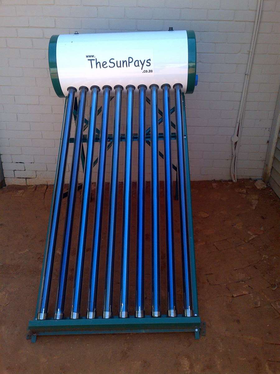 Low Pressure 300L Solar Geyser With Auxiliary Tank (2-Year Guarantee)