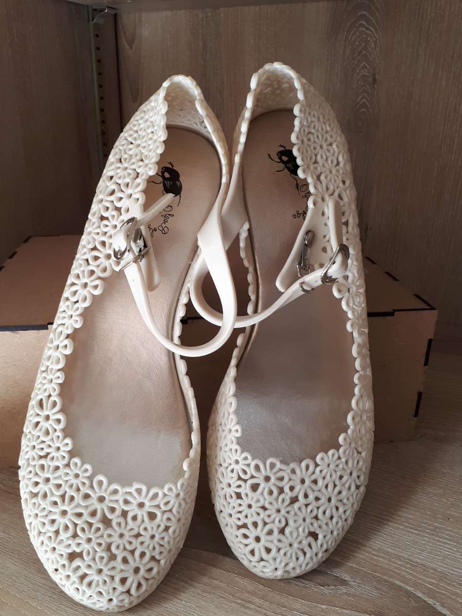 Olga Bolga Jelly Shoes Beige - 8