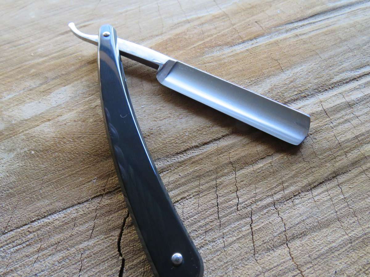 Dovo straight razor 101581
