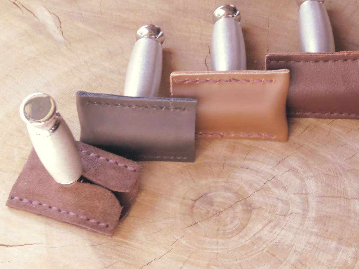 Safety razor sheath - Brown suede (textured)