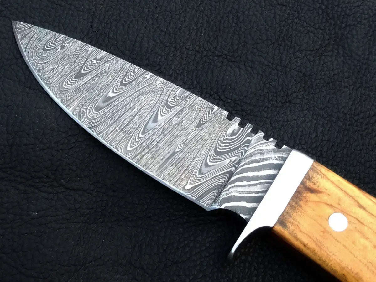 Handmade Damascus Steel Skinning Knife-C12
