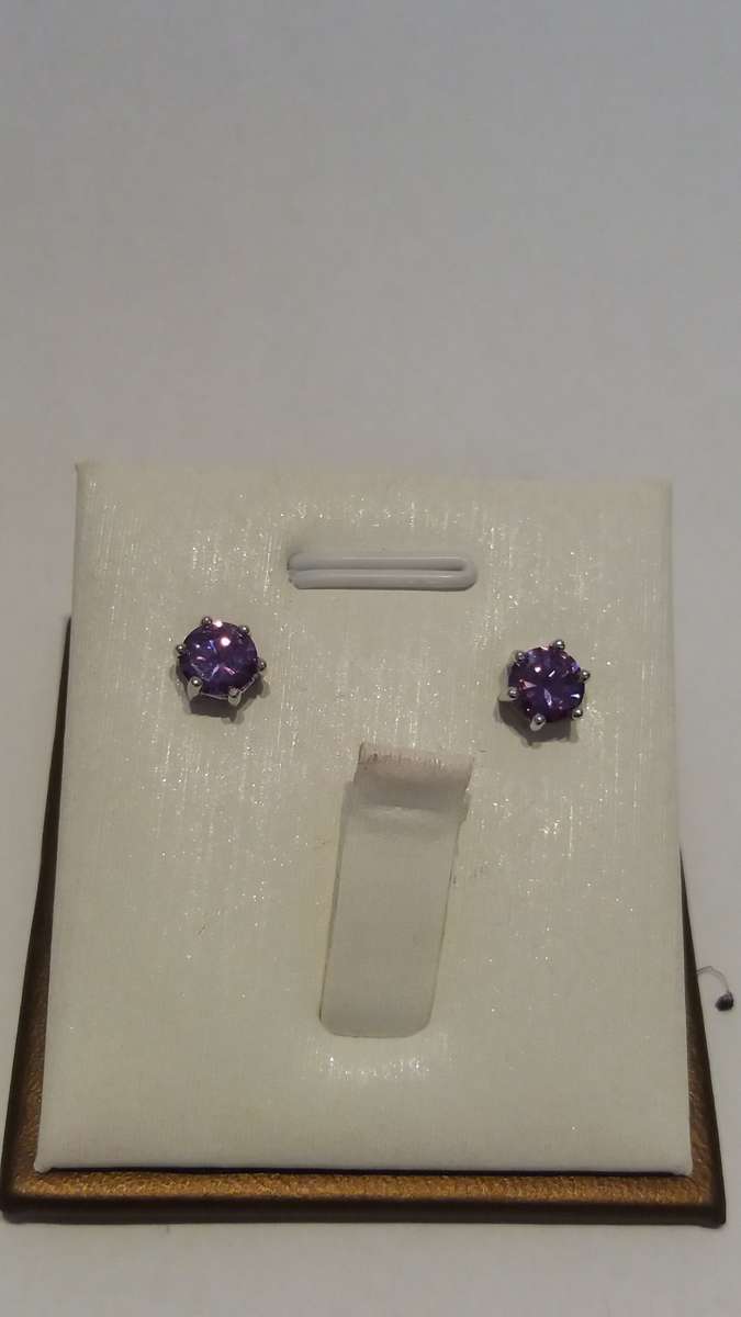 Sterling Silver Round cut stud earrings