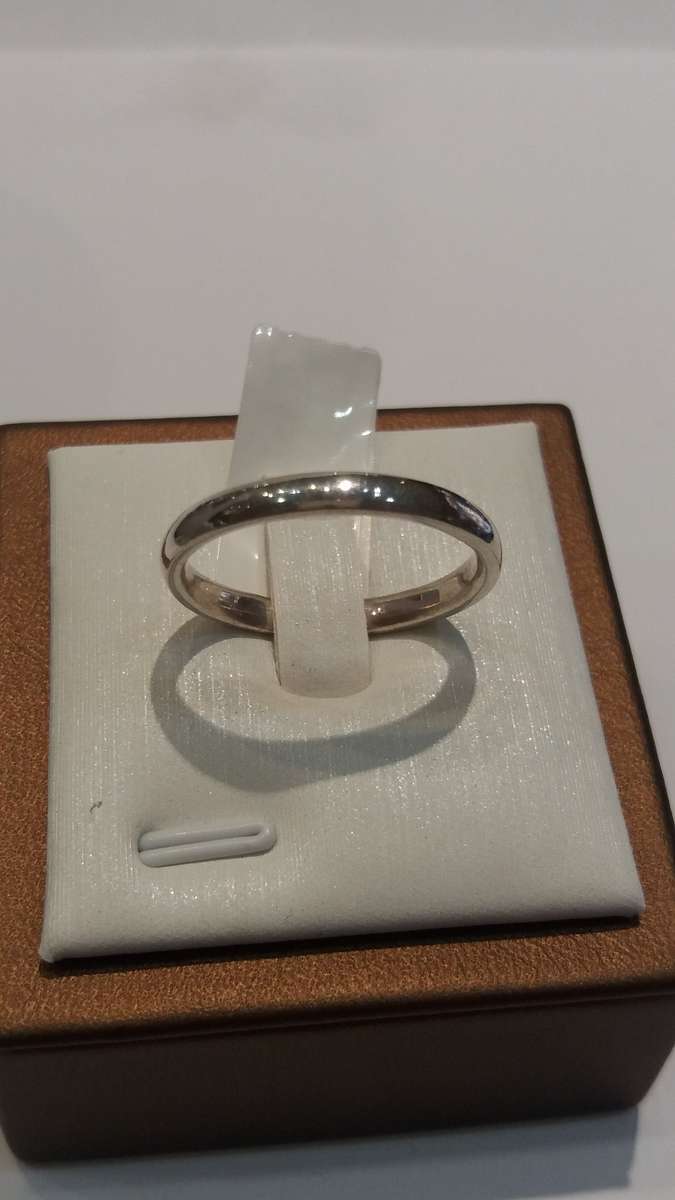 Silver 4mm gent's wedding band - T