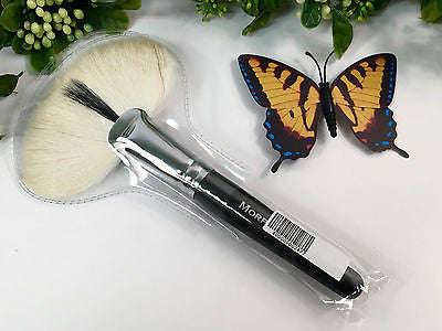 Morphe M143 Deluxe Soft Fan