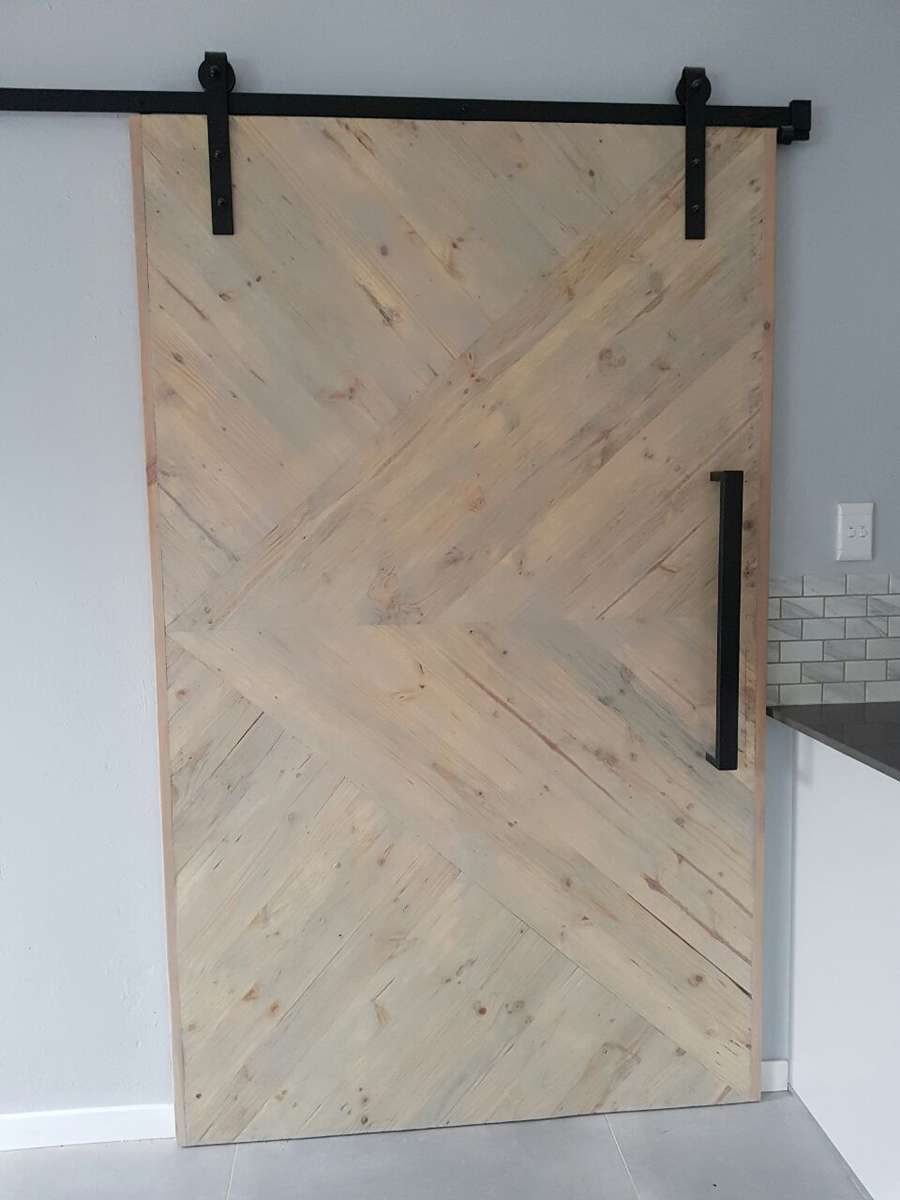 Barn Door Hardware Kit incl 2m Rail - 70mm Aluminium Wheel