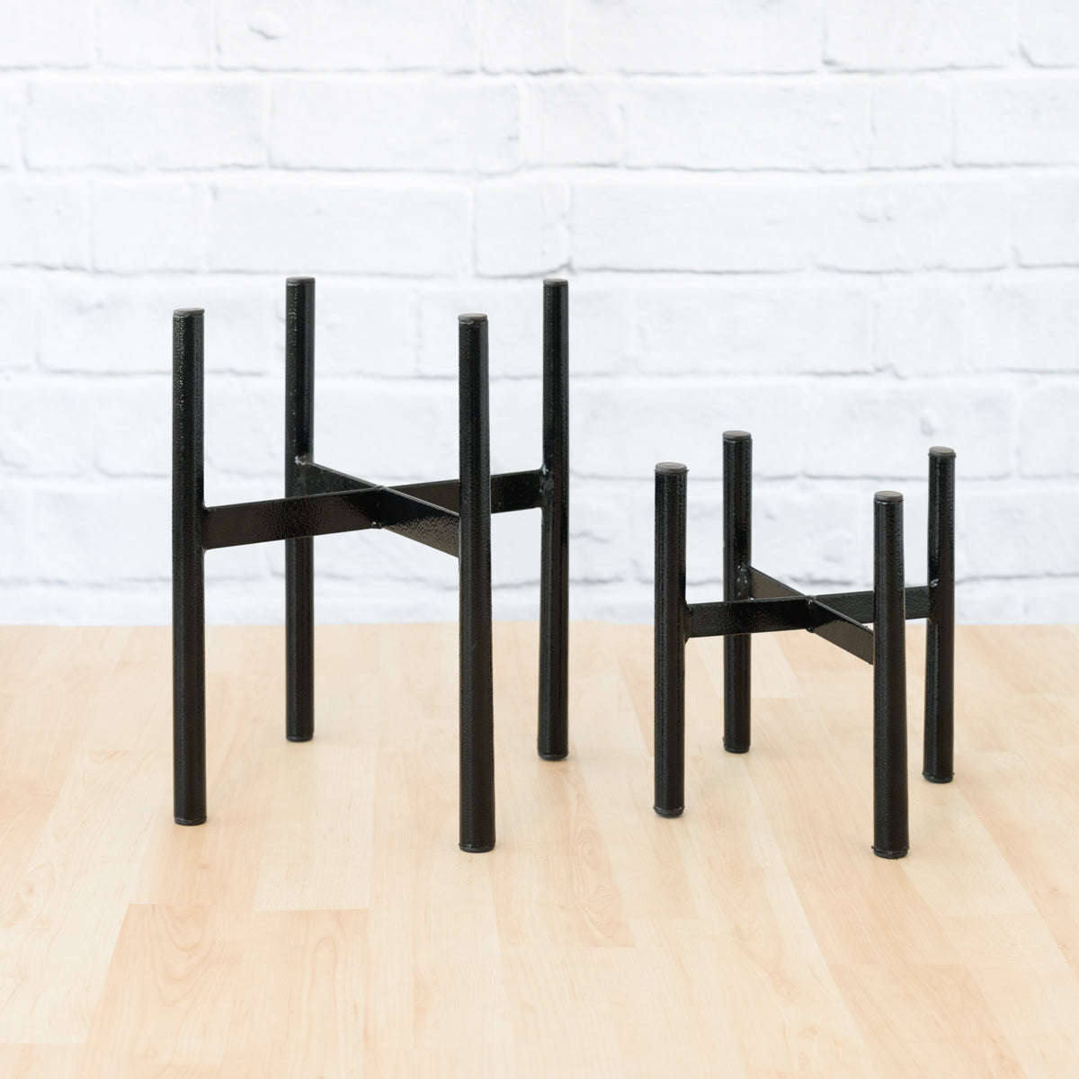 Metal Pot Stand - 4 Legs - Medium (16 x 16 x 20cm)