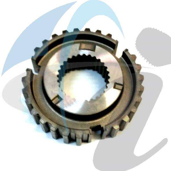 NISSAN 1 TON 2.4L HUB 5/REVERSE ( )