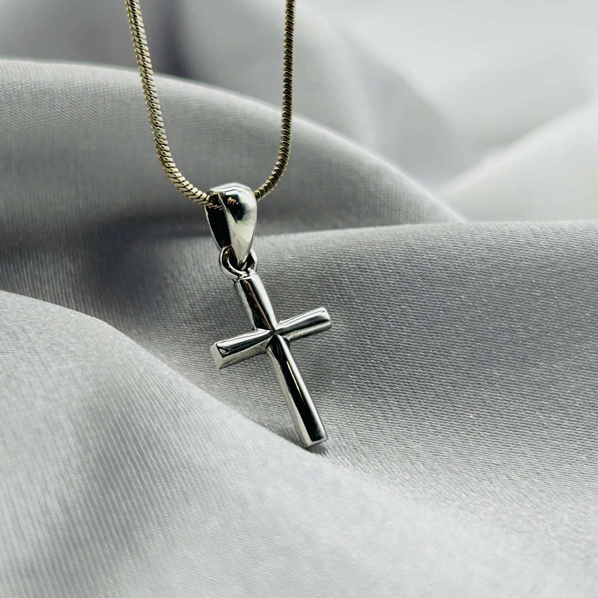 Sterling Silver Plain Cross Pendant