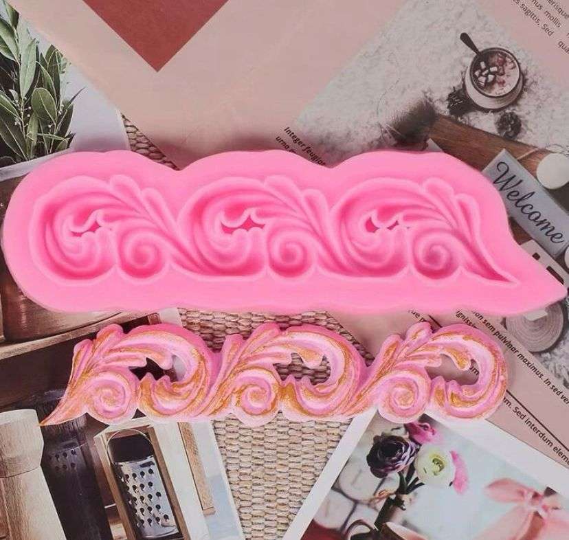 Silicone Mould Scroll