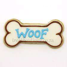 Treat Boutique Metal cookie cutter Dog bone 9.8x5cm