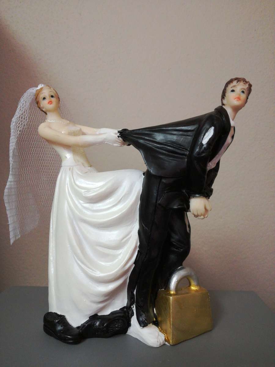 Bride and groom wedding cake topper, 11.5cm