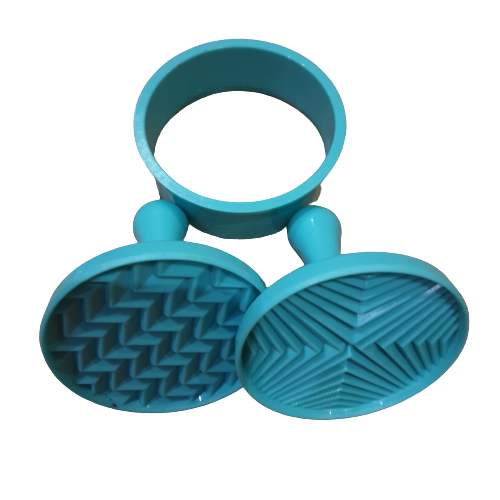 Cookie Cutter and Stamp Set 7.5cm Y221