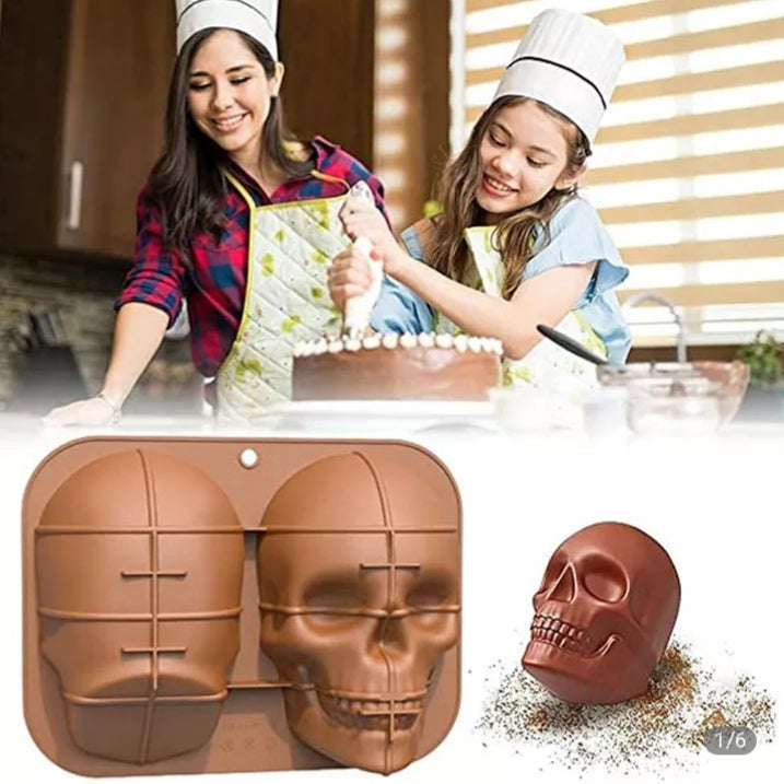 Large silicone mould chocolate 3D skull, 14x22cm depth 10.5cm