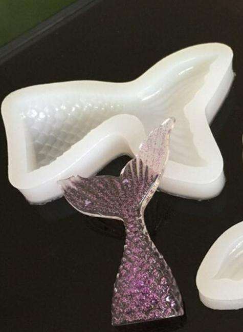 Meduim mermaid Fish tail soft mould 11.5x8cm