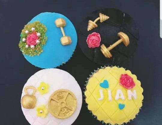 Small gym silicone mould, Dumbbell 2x1.5cm, Round weight 3cm